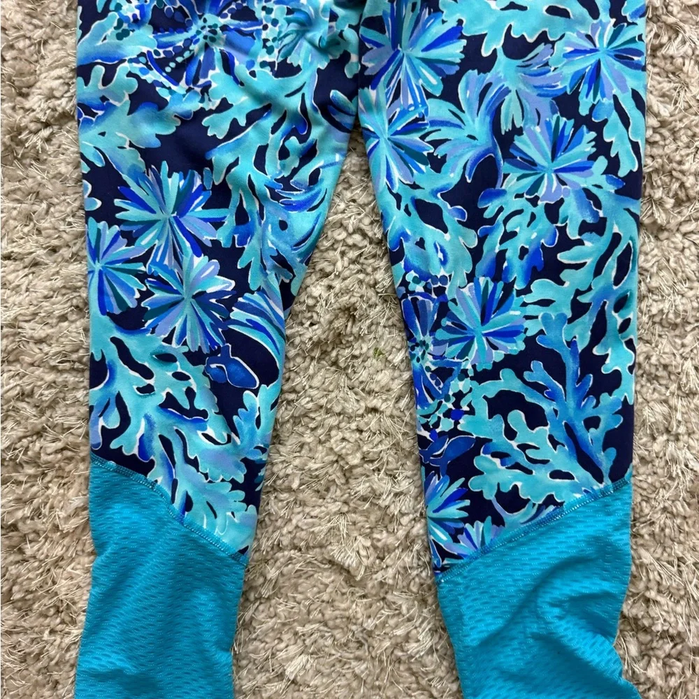 Lilly Pulitzer Luxletic leggings - Picture 3 of 6